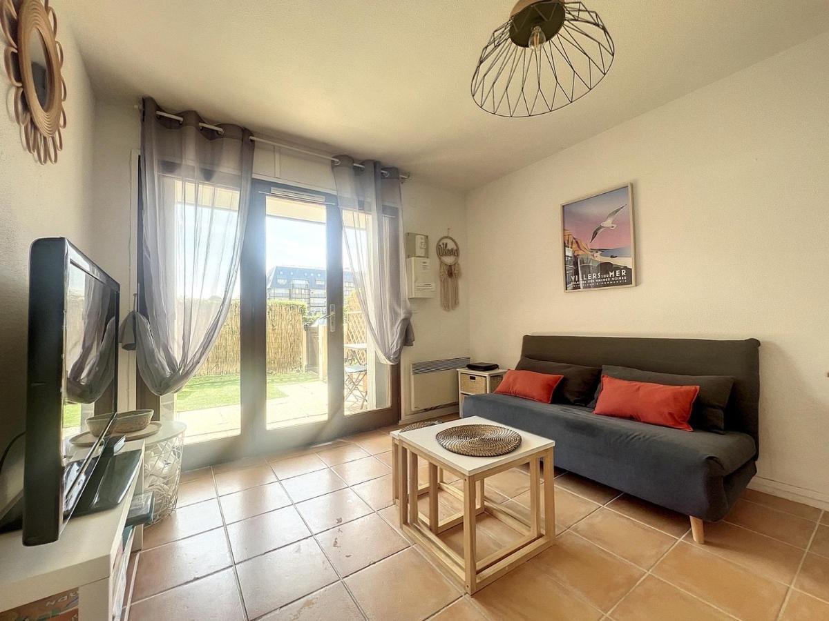 Appartement avec jardin à 30m de la plage Villers-sur-Mer Esterno foto